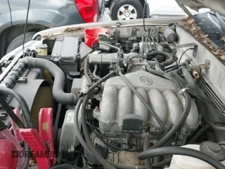 1997 Toyota 4Runner Limited z VIN JT3GN87R4V0048048, wystawiony jako IAAI lot #42402954 z przebiegiem 264 889 mil mil oraz . Historia ofert i sprzedaży dostępna na DreamBid. Obrazek 19.