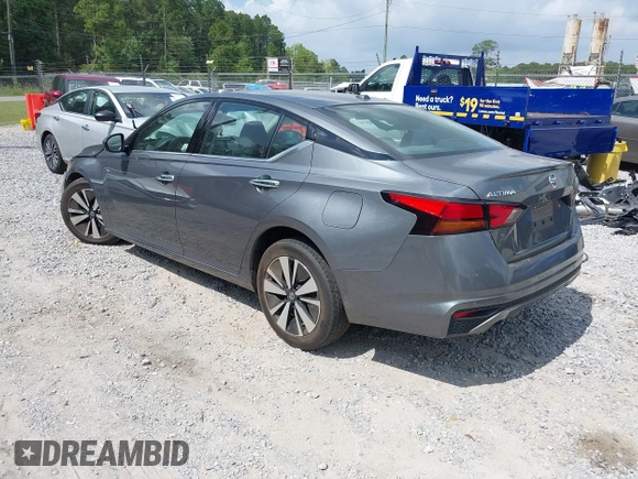 2020 Nissan Altima SV with VIN 1N4BL4DV2LC162265, listed as a IAAI auction lot 42297337 with 105,604 mi miles and . Bid and sale history available at DreamBid. Image 3.