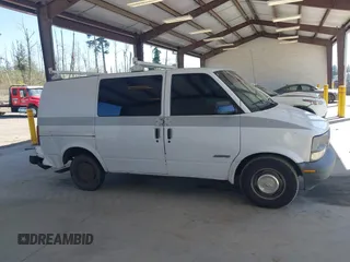 1997 Chevrolet Astro Cargo Van with VIN 1GCDM19W3VB162090, listed as a IAAI auction lot 42019388 with 238,724 mi miles. Bid and sale history available at carsss.com. Image 13.