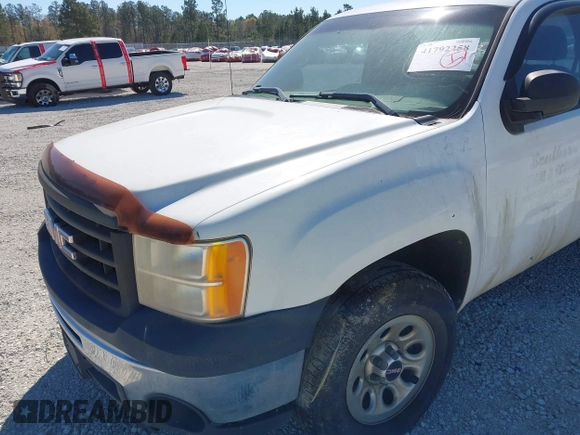 2011 GMC Sierra 1500 Work Truck z VIN 1GTN1TEX9BZ144476, wystawiony jako IAAI lot #41792258 z przebiegiem 322 721 mil mil oraz . Historia ofert i sprzedaży dostępna na DreamBid. Obrazek 6.