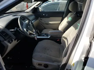 2013 Ford Explorer with VIN 1FM5K8B88DGB94304, listed as a Copart auction lot 84749444 with 204,706 mi miles and Salvage title. Bid and sale history available at DreamBid. Image 7.
