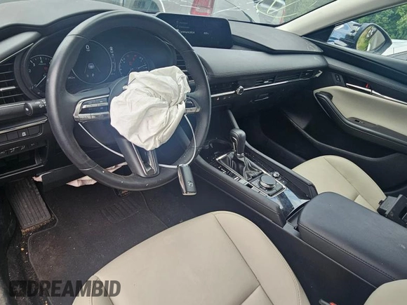 2023 Mazda 3 S Preferred with VIN 3MZBPACM6PM373413, listed as a Copart auction lot 48226874 with 2,462 mi miles and Clean Title. Bid and sale history available at DreamBid. Image 8.