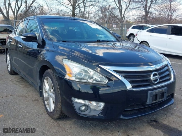 2013 Nissan Altima 2.5 SL with VIN 1N4AL3AP5DN503398, listed as a IAAI auction lot 41875760 with 47,684 mi miles. Bid and sale history available at carsss.com. Image 1.
