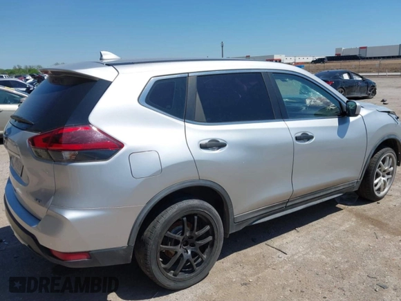 2018 Nissan Rogue SV z VIN KNMAT2MV0JP520818, wystawiony jako IAAI lot #42029891 z przebiegiem Nie podano mil oraz . Historia ofert i sprzedaży dostępna na DreamBid. Obrazek 4.