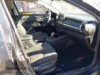 2019 Kia Forte LXS with VIN 3KPF24AD5KE086025, listed as a IAAI auction lot 41881315 with 103,831 mi miles and . Bid and sale history available at carsss.com. Image 5.