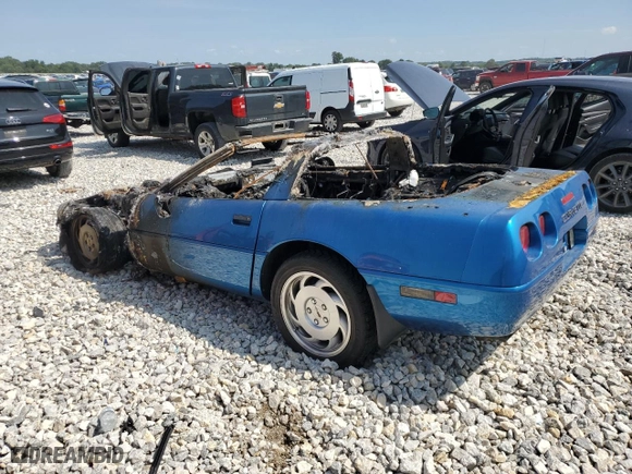 1993 Chevrolet Corvette with VIN 1G1YY23P6P5104627, listed as a Copart auction lot 68244334 with 0 mi miles and Clean Title. Bid and sale history available at carsss.com. Image 2.