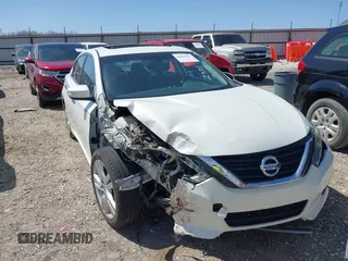 2017 Nissan Altima SL with VIN 1N4BL3AP9HC222338, listed as a IAAI auction lot 41853437 with 140,899 mi miles and . Bid and sale history available at DreamBid. Image 1.