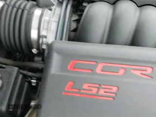 2005 Chevrolet Corvette z VIN 1G1YY34UX55125083, wystawiony jako IAAI lot #42276103 z przebiegiem 29 167 mil mil oraz . Historia ofert i sprzedaży dostępna na DreamBid. Obrazek 25.