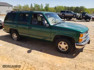 1999 Chevrolet Tahoe with VIN 1GNEC13R3XJ382890, listed as a Copart auction lot 53373665 with 204,962 mi miles and Clean Title. Bid and sale history available at carsss.com. Image 4.