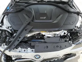 2023 BMW i4 eDrive40 z VIN WBY73AW02PFP79569, wystawiony jako Copart lot #70741883 z przebiegiem 9 396 mil mil oraz . Historia ofert i sprzedaży dostępna na DreamBid. Obrazek 12.