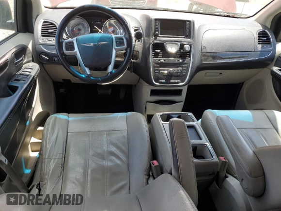 2013 Chrysler Town & Country Touring with VIN 2C4RC1BG7DR539192, listed as a Copart auction lot 55478485 with 325,923 mi miles and Clean Title. Bid and sale history available at carsss.com. Image 8.