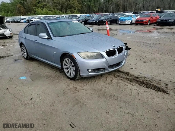 2011 BMW 3 Series 328i with VIN WBAPH7C54BE130826, listed as a Copart auction lot 41613375 with 195,037 mi miles and Salvage Title. Bid and sale history available at carsss.com. Image 11.