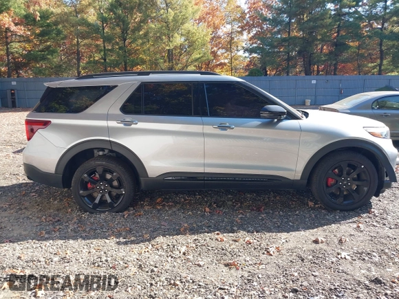 2023 Ford Explorer ST with VIN 1FM5K8GC5PGB60628, listed as a IAAI auction lot 40689927 with 20,825 mi miles. Bid and sale history available at carsss.com. Image 13.