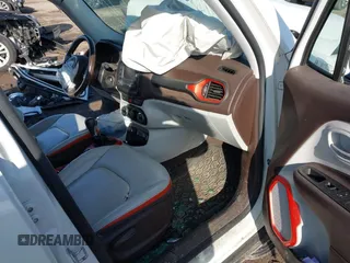 2015 Jeep Renegade Limited with VIN ZACCJBDT0FPB60568, listed as a IAAI auction lot 41782508 with 130,234 mi miles and . Bid and sale history available at DreamBid. Image 5.