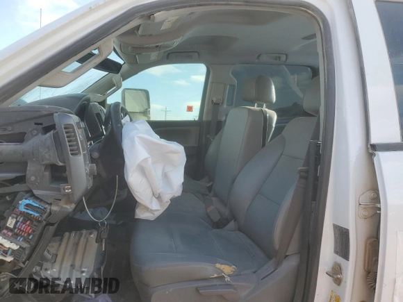 2019 Chevrolet Silverado 3500HD Work Truck with VIN 1GC4KVCY1KF111635, listed as a Copart auction lot 45730965 with 0 mi miles and Salvage Title. Bid and sale history available at carsss.com. Image 7.