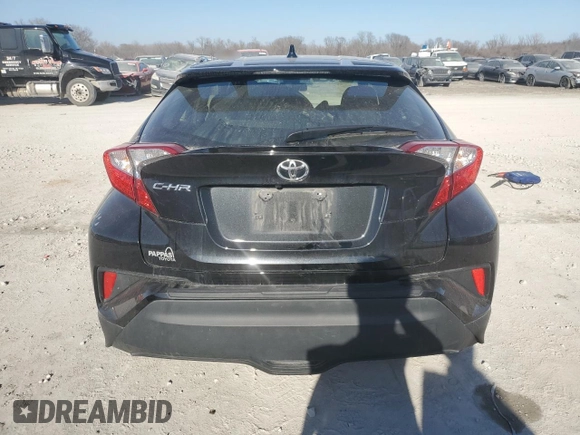 2021 Toyota C-HR LE z VIN JTNKHMBXXM1117650, wystawiony jako Copart lot #48288875 z przebiegiem 40 211 mil mil oraz Szkoda całkowita • Salvage title. Historia ofert i sprzedaży dostępna na DreamBid. Obrazek 6.