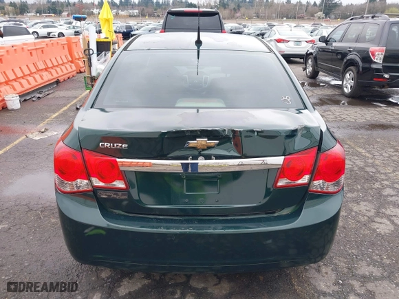 2014 Chevrolet Cruze LS with VIN 1G1PB5SH4E7214490, listed as a IAAI auction lot 41745330 with 110,698 mi miles. Bid and sale history available at carsss.com. Image 16.