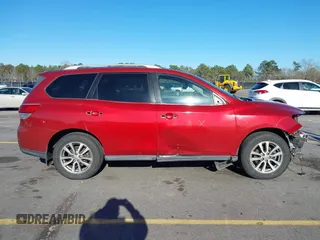 2016 Nissan Pathfinder SV with VIN 5N1AR2MN7GC645633, listed as a IAAI auction lot 41738679 with 229,359 mi miles. Bid and sale history available at carsss.com. Image 14.