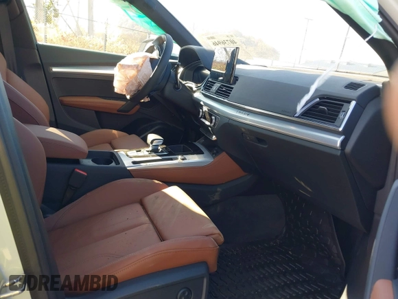 2024 Audi Q5 S line Premium Plus with VIN WA1EAAFY1R2143511, listed as a IAAI auction lot 40736946 with 1,125 mi miles and . Bid and sale history available at DreamBid. Image 5.