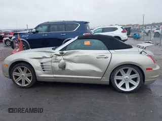 2006 Chrysler Crossfire Limited z VIN 1C3AN65L16X066010, wystawiony jako IAAI lot #41003432 z przebiegiem 95 926 mil mil oraz . Historia ofert i sprzedaży dostępna na DreamBid. Obrazek 14.