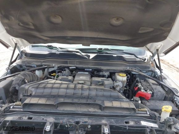 2019 Ram 2500 Big Horn with VIN 3C6UR5DL2KG675282, listed as a IAAI auction lot 41729803 with 88,084 mi miles. Bid and sale history available at carsss.com. Image 10.