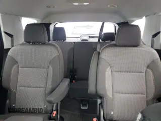 2019 Chevrolet Traverse LT Cloth with VIN 1GNERGKW0KJ262532, listed as a Copart auction lot 48403365 with 80,792 mi miles and Salvage Title. Bid and sale history available at carsss.com. Image 10.