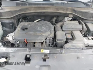 2017 Hyundai Santa Fe 2.4L z VIN 5NMZU3LB5HH029046, wystawiony jako IAAI lot #42212445 z przebiegiem 135 587 mil mil oraz . Historia ofert i sprzedaży dostępna na DreamBid. Obrazek 10.
