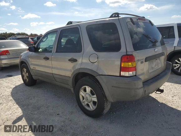 2001 Ford Escape XLT with VIN 1FMCU04101KF61126, listed as a Copart auction lot 76174744 with 0 mi miles and Salvage Title. Bid and sale history available at carsss.com. Image 2.