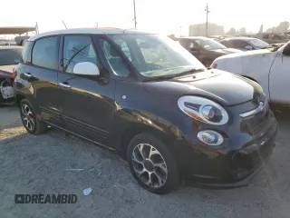 2014 FIAT 500L Easy with VIN ZFBCFABH3EZ002111, listed as a Copart auction lot 84072054 with 133,321 mi miles and Clean Title. Bid and sale history available at DreamBid. Image 4.