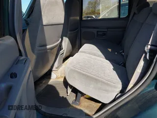 1996 Ford Explorer XL with VIN 1FMDU34XXTUB71605, listed as a IAAI auction lot 41982901 with 190,179 mi miles and . Bid and sale history available at DreamBid. Image 8.