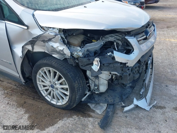 2015 Ford C-Max Hybrid SEL with VIN 1FADP5BU0FL111493, listed as a IAAI auction lot 40675780 with 99,891 mi miles. Bid and sale history available at carsss.com. Image 6.