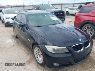 2009 BMW 3 Series 328i with VIN WBAPH77569NM30145, listed as a IAAI auction lot 41823486 with 1 mi miles. Bid and sale history available at carsss.com. Image 1.