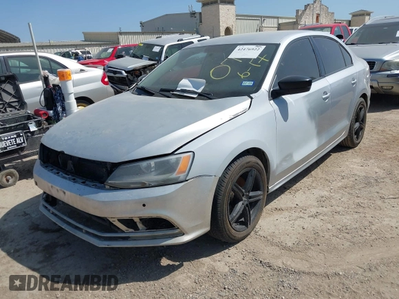 2015 Volkswagen Jetta SE with VIN 3VWD17AJ8FM258414, listed as a IAAI auction lot 42476922 with 169,569 mi miles and . Bid and sale history available at DreamBid. Image 2.