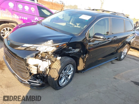 2024 Toyota Sienna XLE with VIN 5TDJSKFC9RS152848, listed as a IAAI auction lot 41290455 with 1,967 mi miles and . Bid and sale history available at DreamBid. Image 19.