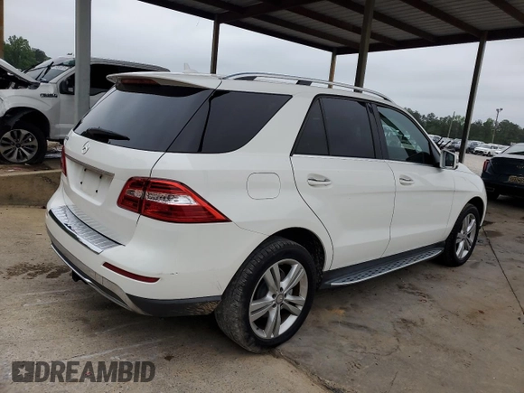 2015 Mercedes-Benz M ML 350 with VIN 4JGDA5JB0FA453982, listed as a Copart auction lot 54687015 with 151,422 mi miles and Clean Title. Bid and sale history available at carsss.com. Image 3.
