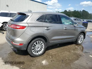 2017 Lincoln MKC Reserve z VIN 5LMCJ3D98HUL11757, wystawiony jako Copart lot #53115715 z przebiegiem 40 464 mil mil oraz Szkoda całkowita • Salvage title. Historia ofert i sprzedaży dostępna na DreamBid. Obrazek 3.