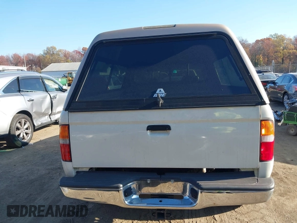 1998 Toyota Tacoma with VIN 4TAWN72N3WZ103586, listed as a IAAI auction lot 40908635 with 197,024 mi miles and . Bid and sale history available at DreamBid. Image 16.