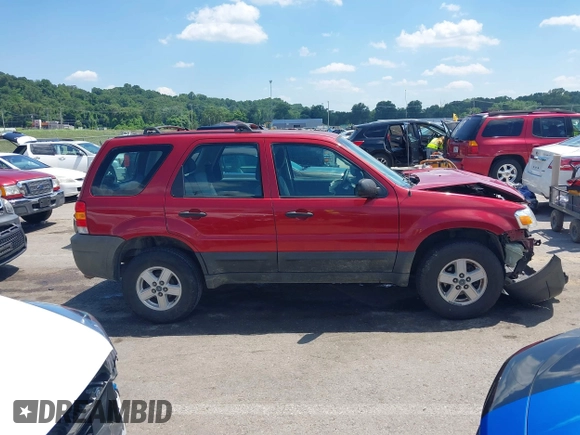 2005 Ford Escape XLS Value с VIN 1FMYU02Z55KA01607, выставлен на аукционе IAAI как лот 42634052 с пробегом 151 193 миль миль и . История ставок и продаж доступна на DreamBid. Изображение 13.