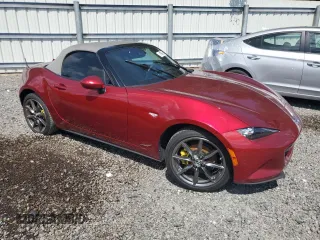 2020 Mazda MX-5 Miata Grand Touring z VIN JM1NDAD79L0415751, wystawiony jako Copart lot #71864574 z przebiegiem Nie podano mil oraz Szkoda całkowita • Salvage title. Historia ofert i sprzedaży dostępna na DreamBid. Obrazek 4.