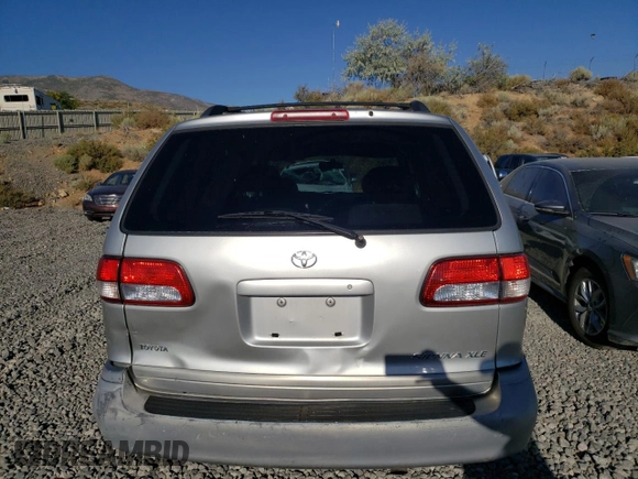 2002 Toyota Sienna LE with VIN 4T3ZF13C12U417417, listed as a Copart auction lot 70251214 with 178,215 mi miles and Clean Title. Bid and sale history available at carsss.com. Image 6.