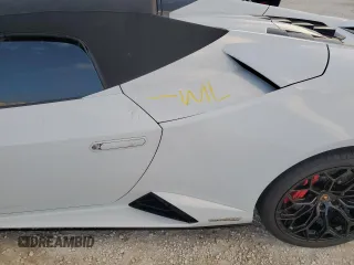 2020 Lamborghini Huracan z VIN ZHWUT5ZF5LLA15099, wystawiony jako Copart lot #79266654 z przebiegiem Nie podano mil oraz Nie do naprawy. Historia ofert i sprzedaży dostępna na DreamBid. Obrazek 12.