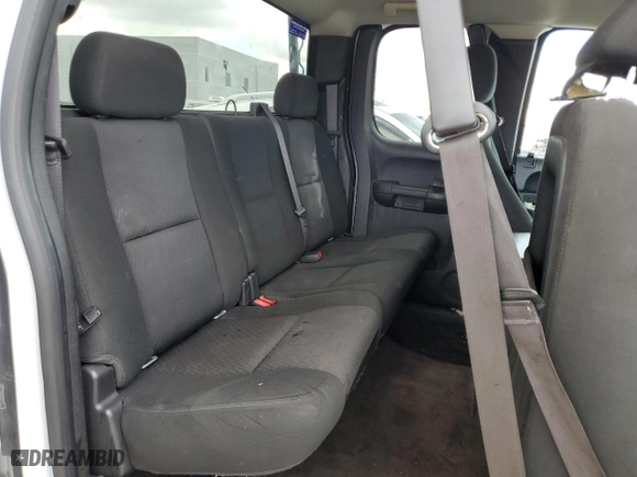 2013 Chevrolet Silverado 1500 LT with VIN 1GCRCSEA0DZ235270, listed as a Copart auction lot 46988155 with 262,509 mi miles and Salvage Title. Bid and sale history available at carsss.com. Image 10.