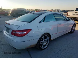 2013 Mercedes-Benz E 350 with VIN WDDKJ5KB1DF197125, listed as a Copart auction lot 55308575 with 157,914 mi miles and Clean Title. Bid and sale history available at DreamBid. Image 3.