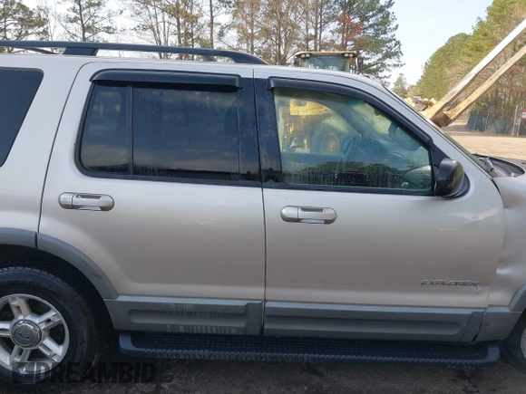 2002 Ford Explorer XLT with VIN 1FMZU63K02UD30577, listed as a IAAI auction lot 41853923 with 211,559 mi miles and . Bid and sale history available at DreamBid. Image 13.