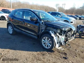 2018 Nissan Rogue Sport SV with VIN JN1BJ1CP8JW151741, listed as a IAAI auction lot 41088894 with 78,852 mi miles. Bid and sale history available at carsss.com. Image 1.