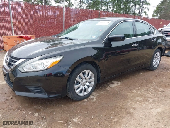 2016 Nissan Altima 2.5 SL with VIN 1N4AL3AP4GC252731, listed as a IAAI auction lot 41664998 with 143,068 mi miles. Bid and sale history available at carsss.com. Image 18.