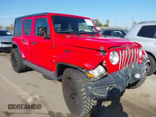 2020 Jeep Wrangler Unlimited Sahara with VIN 1C4HJXEN2LW195663, listed as a IAAI auction lot 41355828 with 81,742 mi miles. Bid and sale history available at carsss.com. Image 1.