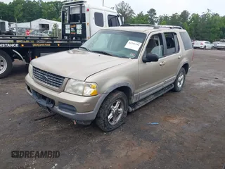 2002 Ford Explorer XLT z VIN 1FMZU73EX2ZA92143, wystawiony jako IAAI lot #42345344 z przebiegiem Nie podano mil oraz . Historia ofert i sprzedaży dostępna na DreamBid. Obrazek 2.