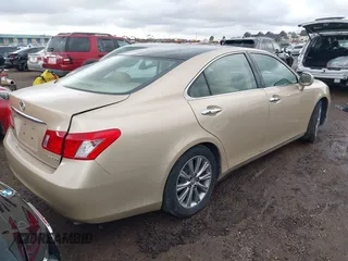 2007 Lexus ES with VIN JTHBJ46G772002584, listed as a IAAI auction lot 41793464 with 152,993 mi miles. Bid and sale history available at carsss.com. Image 4.
