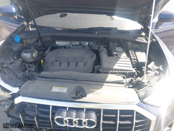 2021 Audi Q3 Premium Plus with VIN WA1BUCF35M1081281, listed as a IAAI auction lot 41748291 with 66,261 mi miles. Bid and sale history available at carsss.com. Image 10.